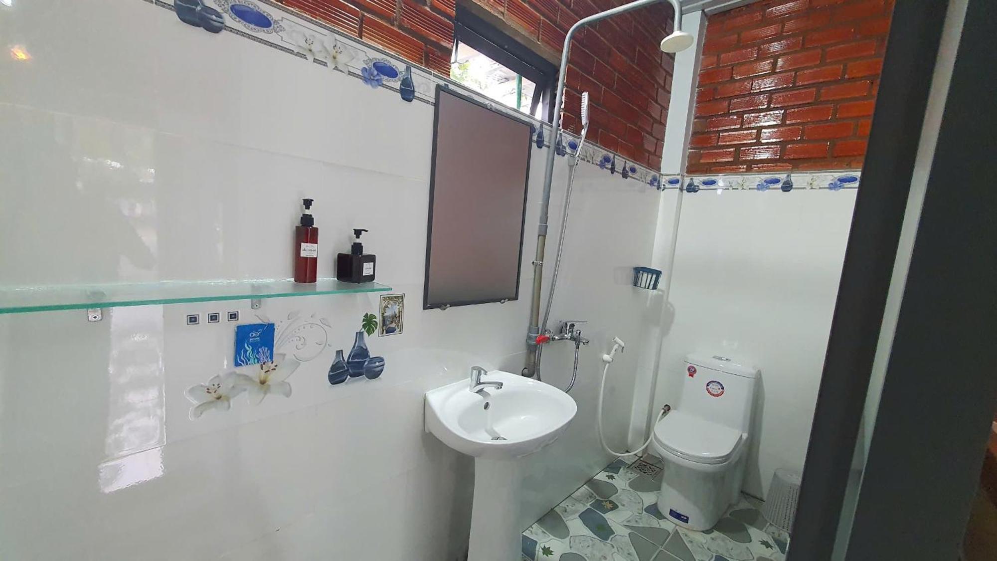 Cat Tien Backpackers Hostel Exterior foto